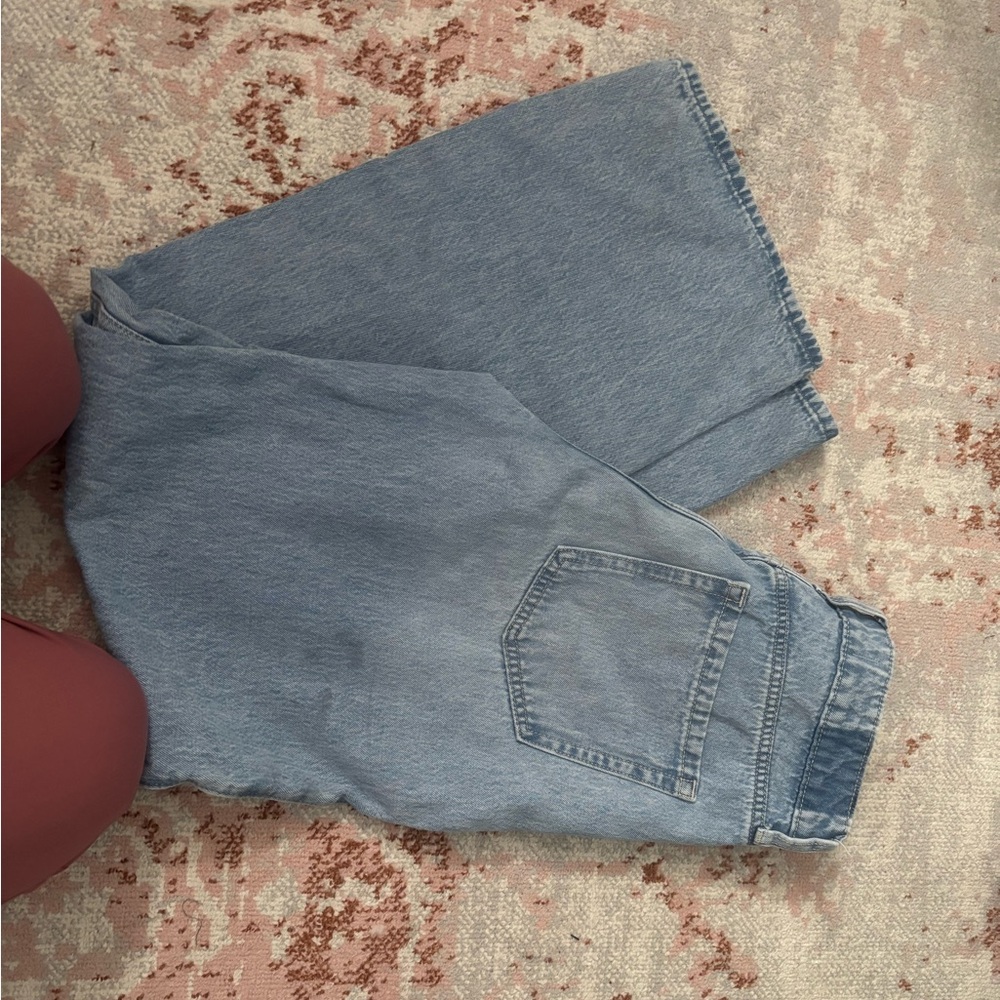 Hollister light wash wide leg jeans size 4 long